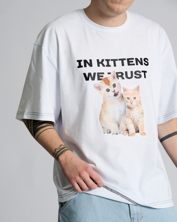 Футболка оверсайз OGP Kittens белая