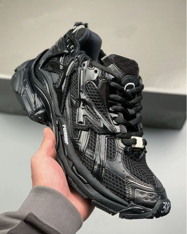 Кроссовки Runner черные