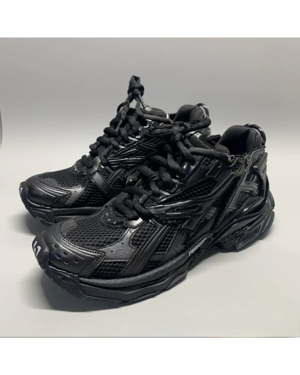 Кроссовки Runner черные